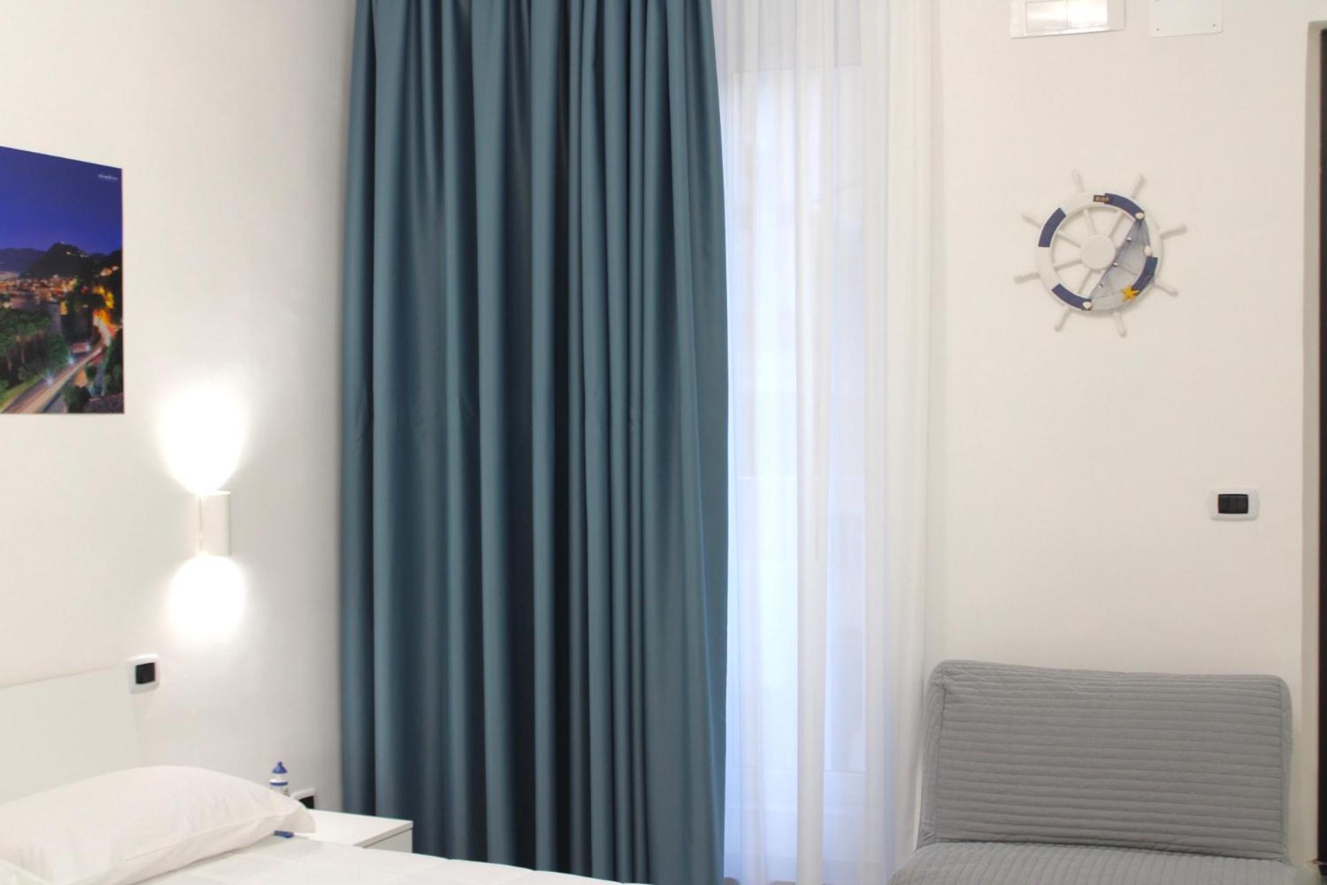Bed and Breakfast Francesco House à Castellammare di Stabia Extérieur photo